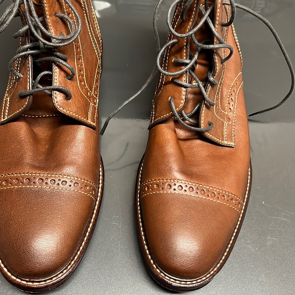 Johnston & Murphy excellent condition